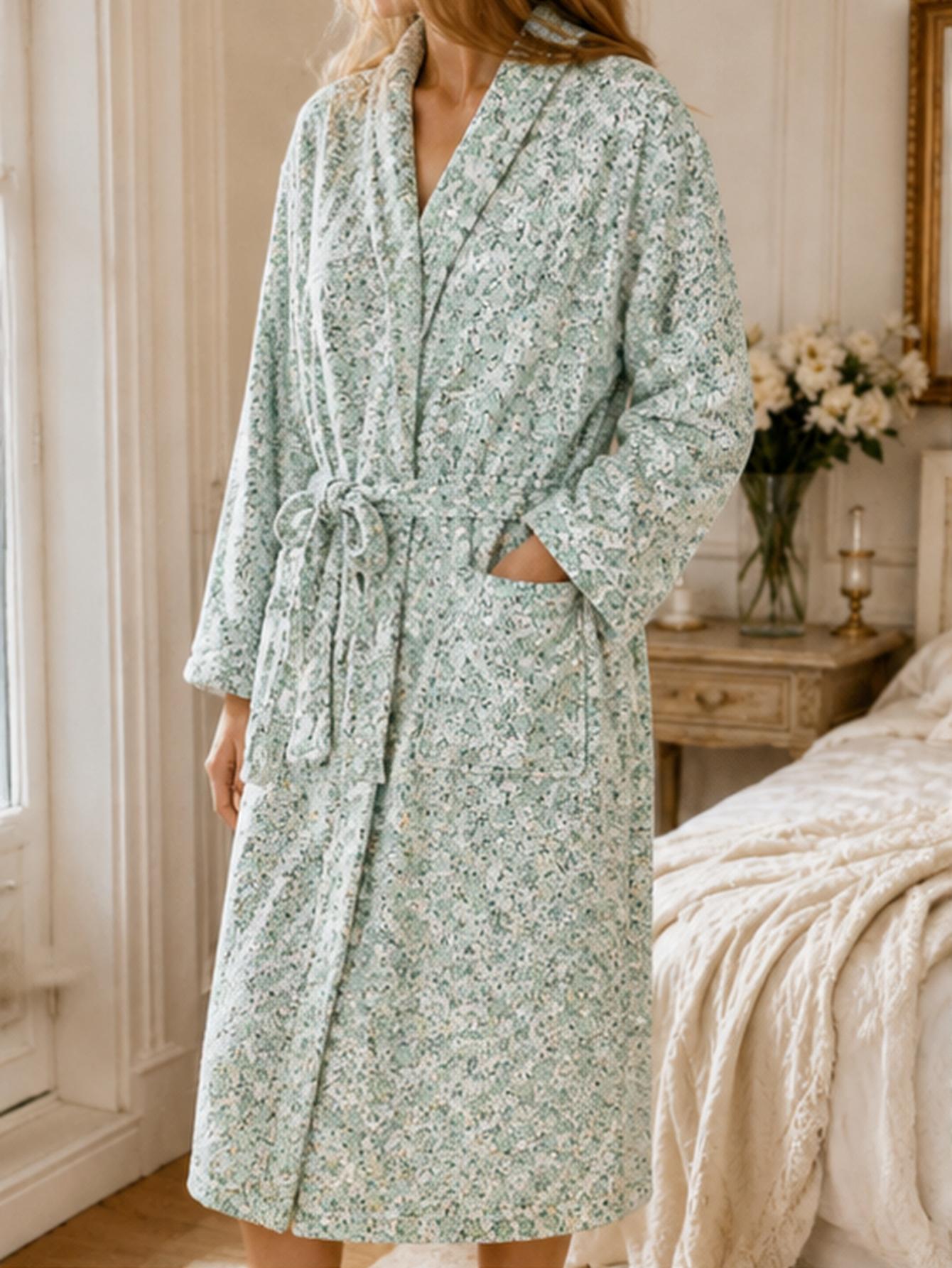 روب نسائي طويل الأكمام من قماش - مراجعة Bathrobe وسعره